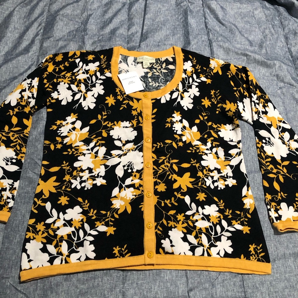 Appleseed's Womens Cardigan Black Yellow Floral Petites Medium O22 Granny